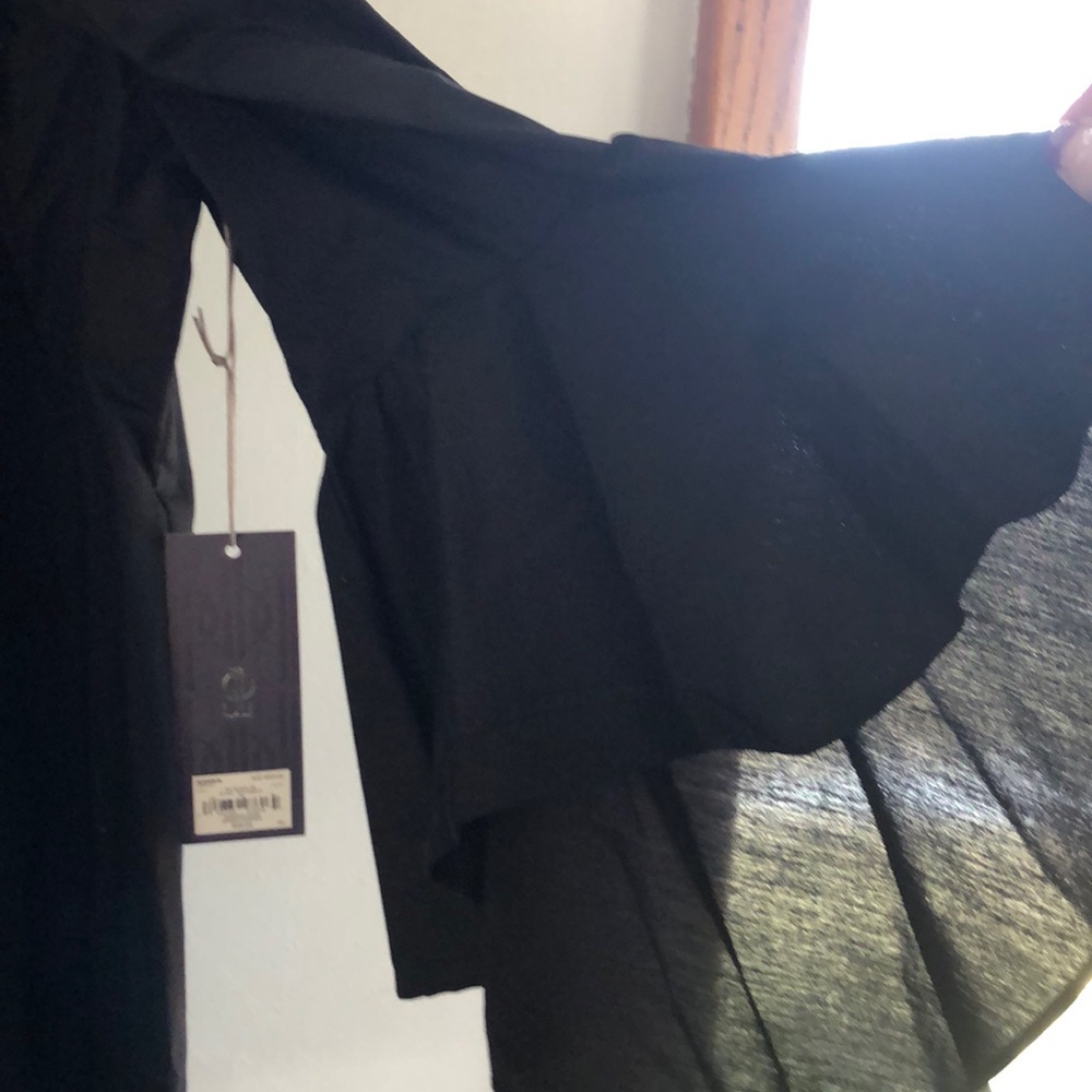 Jennifer Lopez off the shoulder bell sleeves M - Picture 3 of 3